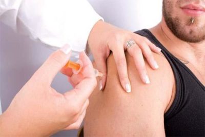 укол в плечо